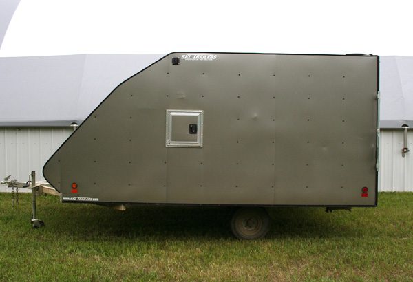single-axle-aluminum-skidoo-trailer-1
